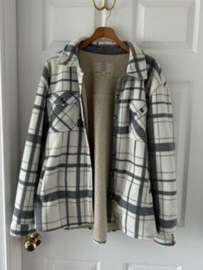 Sage Collective Plaid Sherpa Shacket Jacket Women’s XL Cozy Fleece Button Up